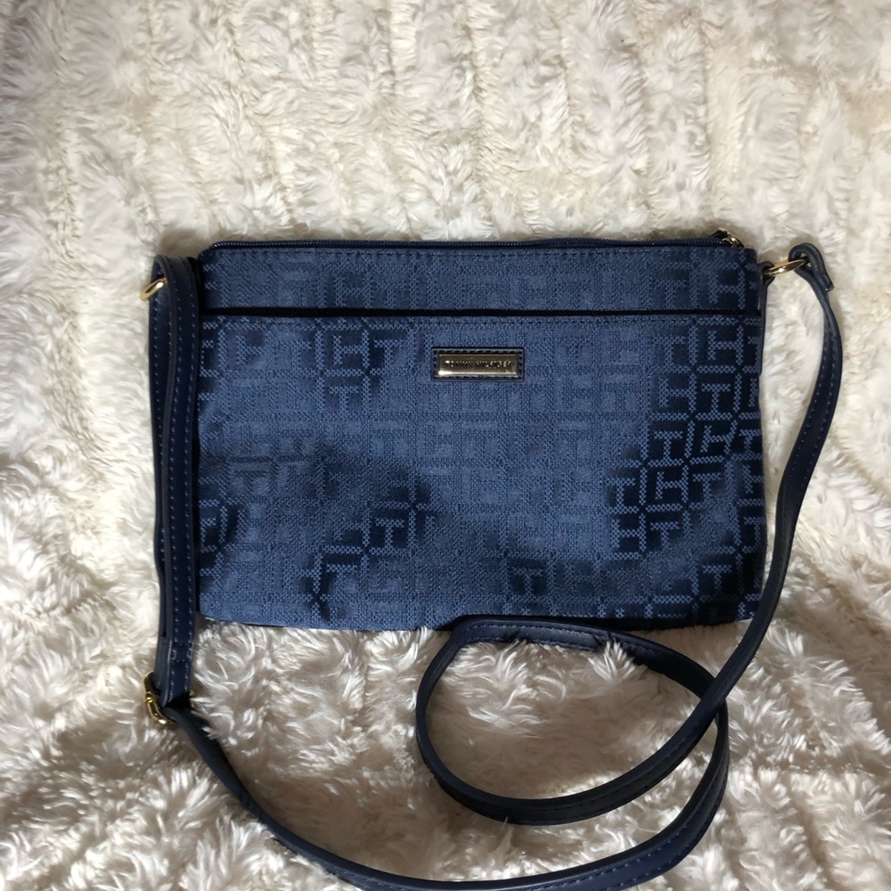 Tommy Hilfiger shoulder bag